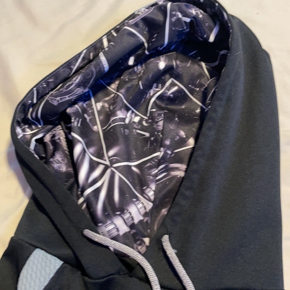 Under Armour medium black and grey hoodie - Picture 4 of 4